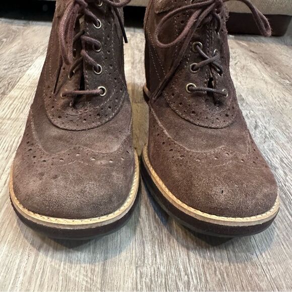 DR. SCHOLLS Bootie Women 7.5 Apex Wedge Ankle Lace Up Brown Leather Suede - Picture 3 of 9